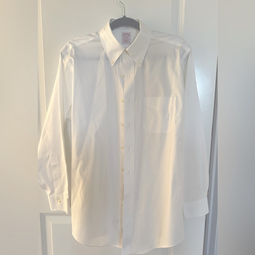 NWT Brooks Brothers non-iron cotton shirt in White